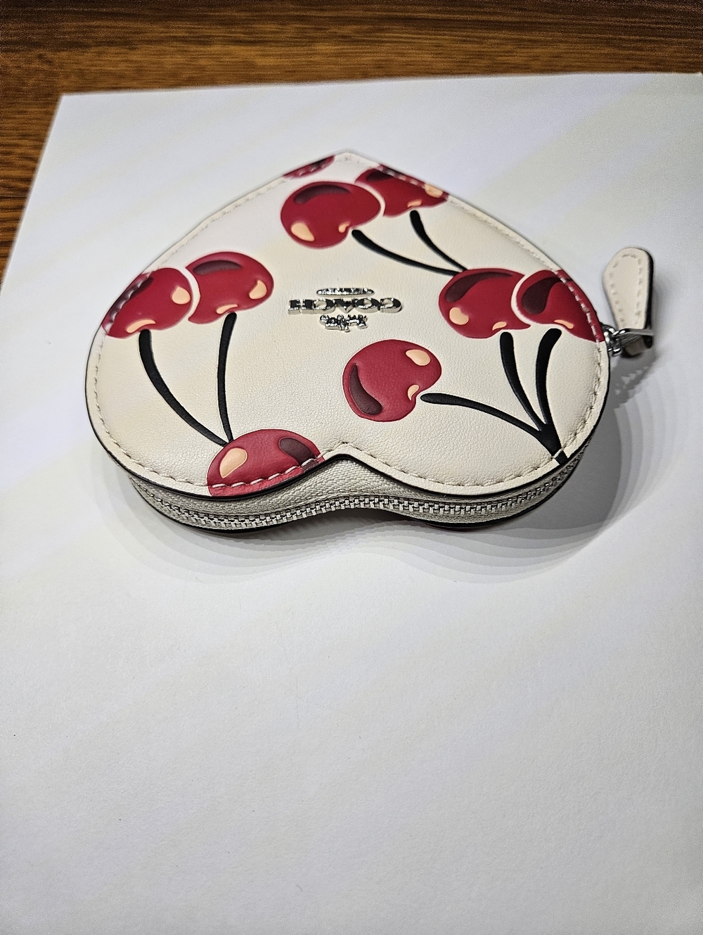 Coach Heart Coin Case With Cherry Print - Picture 3 of 6